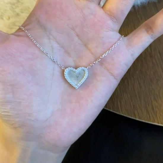 Four-Leaf Clover Zircon Necklace - New 2025 Light Luxury Titanium Steel, Non-Fading Clavicle Chain.