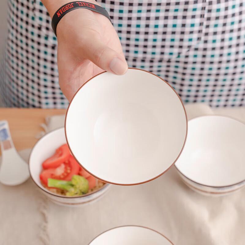 Debo Camellia 12-Piece Ceramic Dinnerware Set