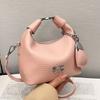 Niche Design Temperament Fashionable Lychee Pattern Wrist Bag Versatile High Sense Commuter Messenger Bag