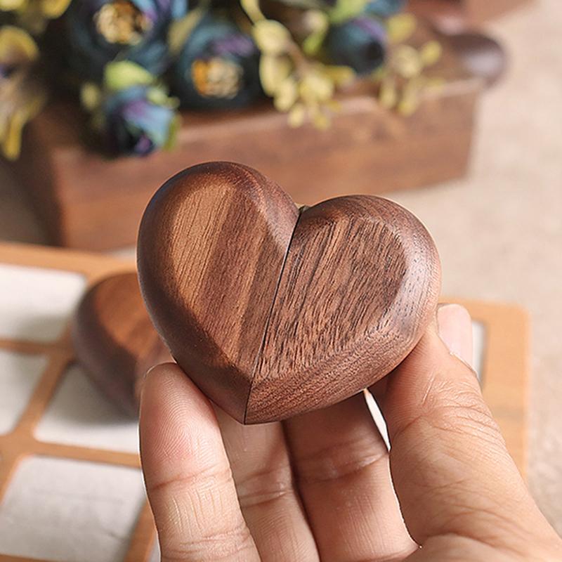 Wooden Heart Shaped Ring Holder for Wedding Proposal Creative Romantic Jewelry Display Case Engagement Use