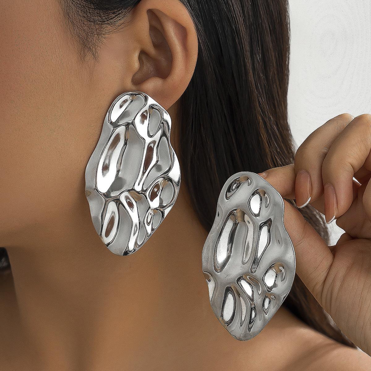 

Jewelry Exaggerated Corrugated Pockmarked Round Stud Earrings, Simple Pleated Metal Earrings Earrings