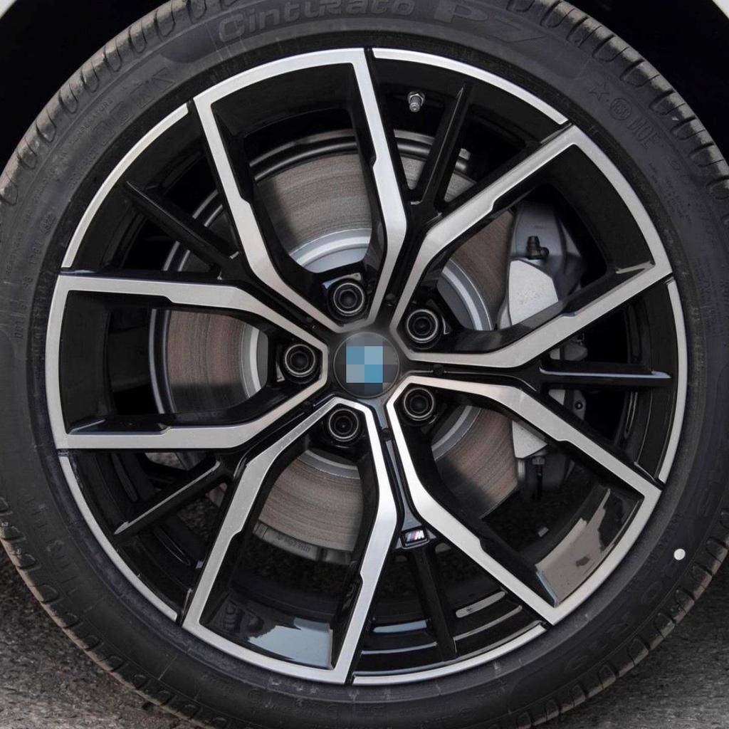 Compatible with BMW 5 Series 525li, 535, 520, 530, and 528 wheels; available in 17", 18", and 19" aluminum alloy rims and tires.