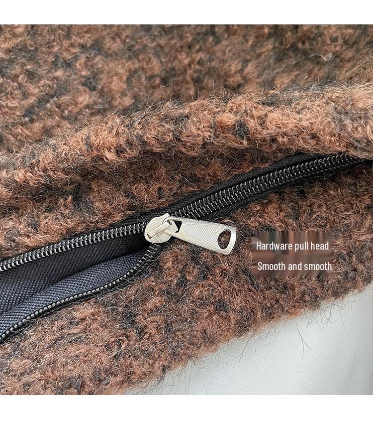 2025 Retro-Style Plush Bucket Bag: Women's Large Capacity Autumn/Winter Soft Furry Commuter Crossbody Bag