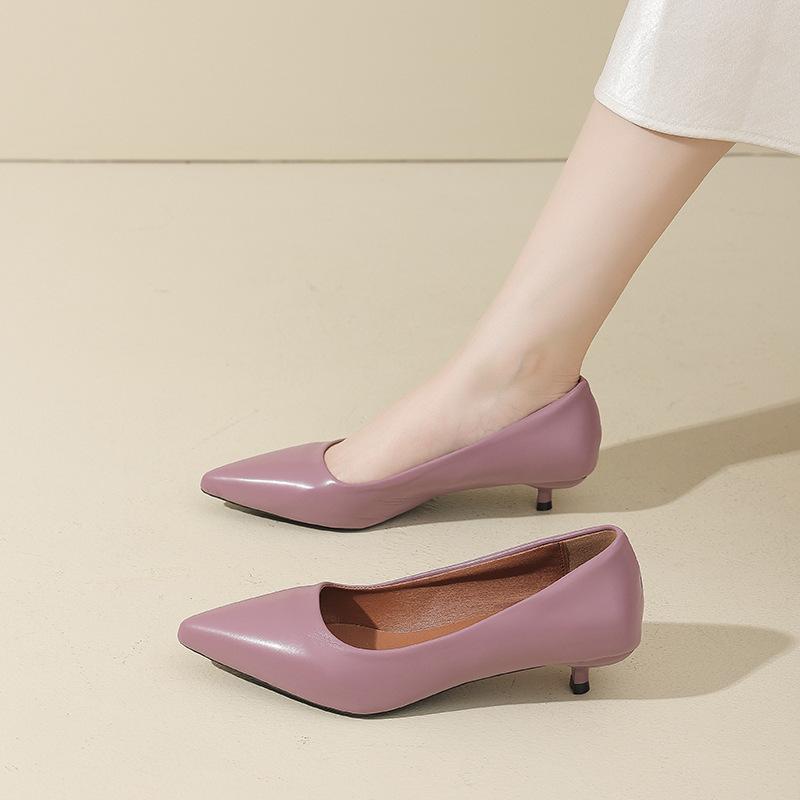 Cuir souple polyvalent Français professionnel bouche peu profonde talon carré chaussures simples fémininité pointu nouveau 2025 printemps et automne déplacements talons bas