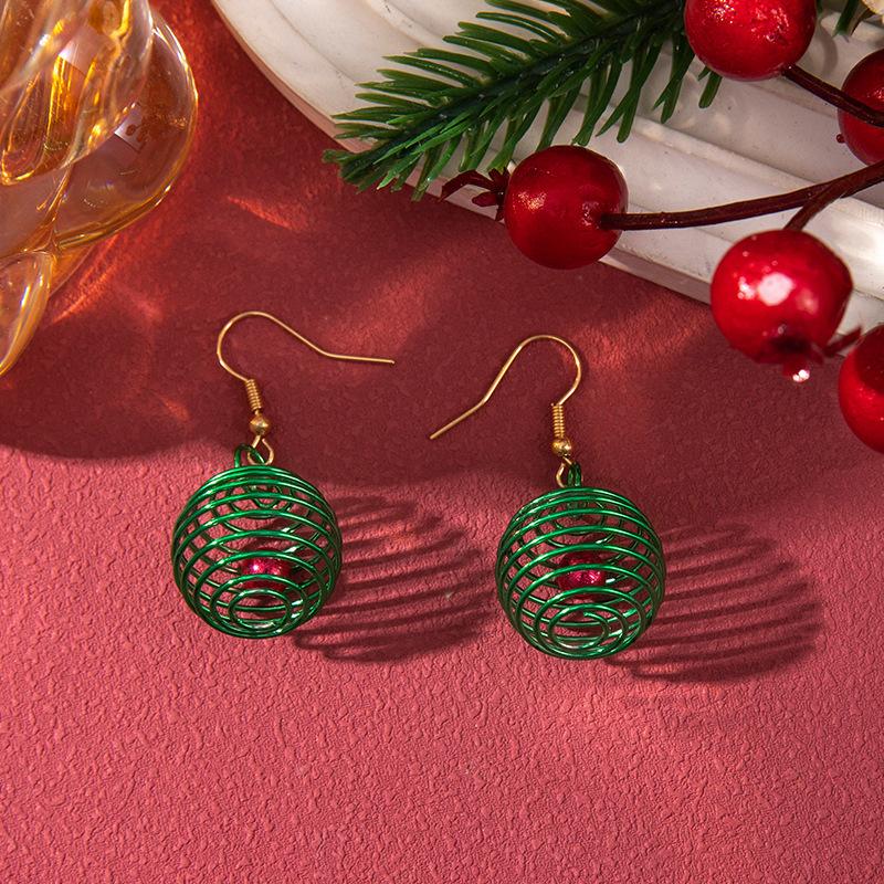 Europäische und amerikanische Weihnachts-Steckohrringe 1 Paar Kombinationsset Schneeflocke Elch Weihnachtsbaum Legierung Atmosphäre Ohrringe Ohrringe Schmuck