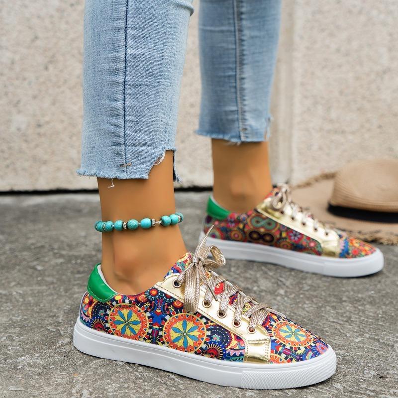 Large size single shoes women's autumn new round head board shoes printed canvas women's shoes