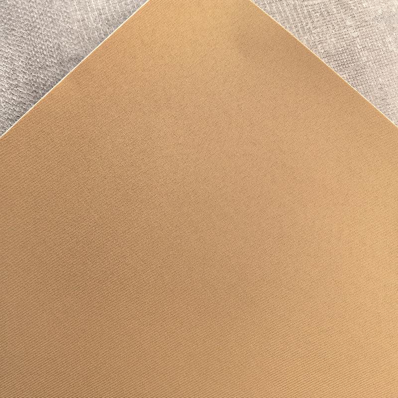 Samolepicí látkové záplaty na opravu pro renovaci pohovky, stěny, oděvů a závěsů.