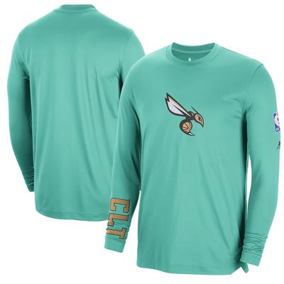T-shirt a maniche lunghe da riscaldamento pre-partita Charlotte Hornets City Edition con stampa di lettere e motivo cartone animato, da uomo, verde DN8489-305