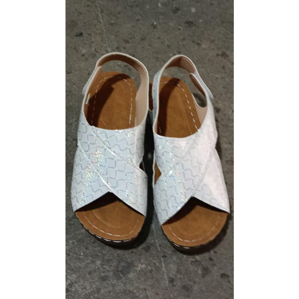 New Women's Colorblocking Sandals Thick Bottom Heightened Comfortable Lightweight Cool Slip Shockproof Wearable Casual Arch Support Slippers