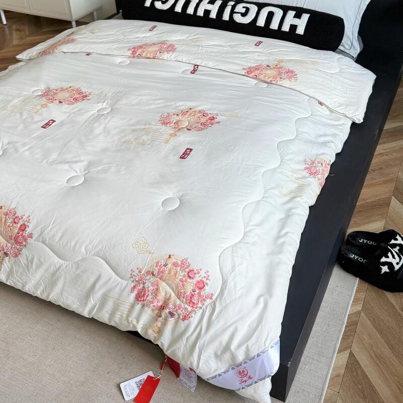 

PLOVER All-Season Soft Polyester Quilt