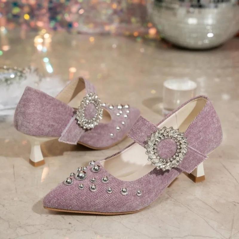 Fashion Rivet Mid-high Heel Single Shoes Women's Block Heel Pointed Toe Spring and Autumn New Fashion Shallow Wedding Shoes
