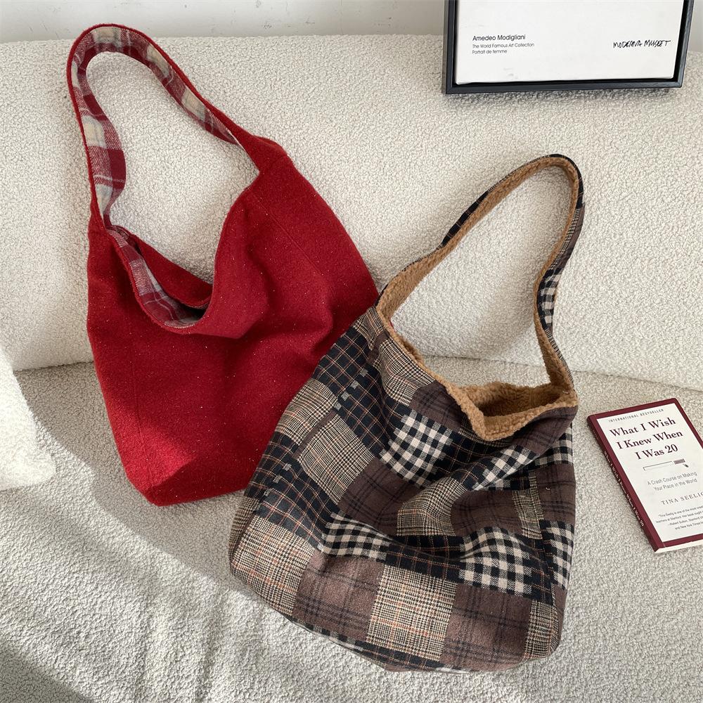 Small Fresh Plaid Double-sided Back Plush Women's Shoulder Bags Simple Solid Color Ladies Handbag Large Capacity Female Tote Bag
