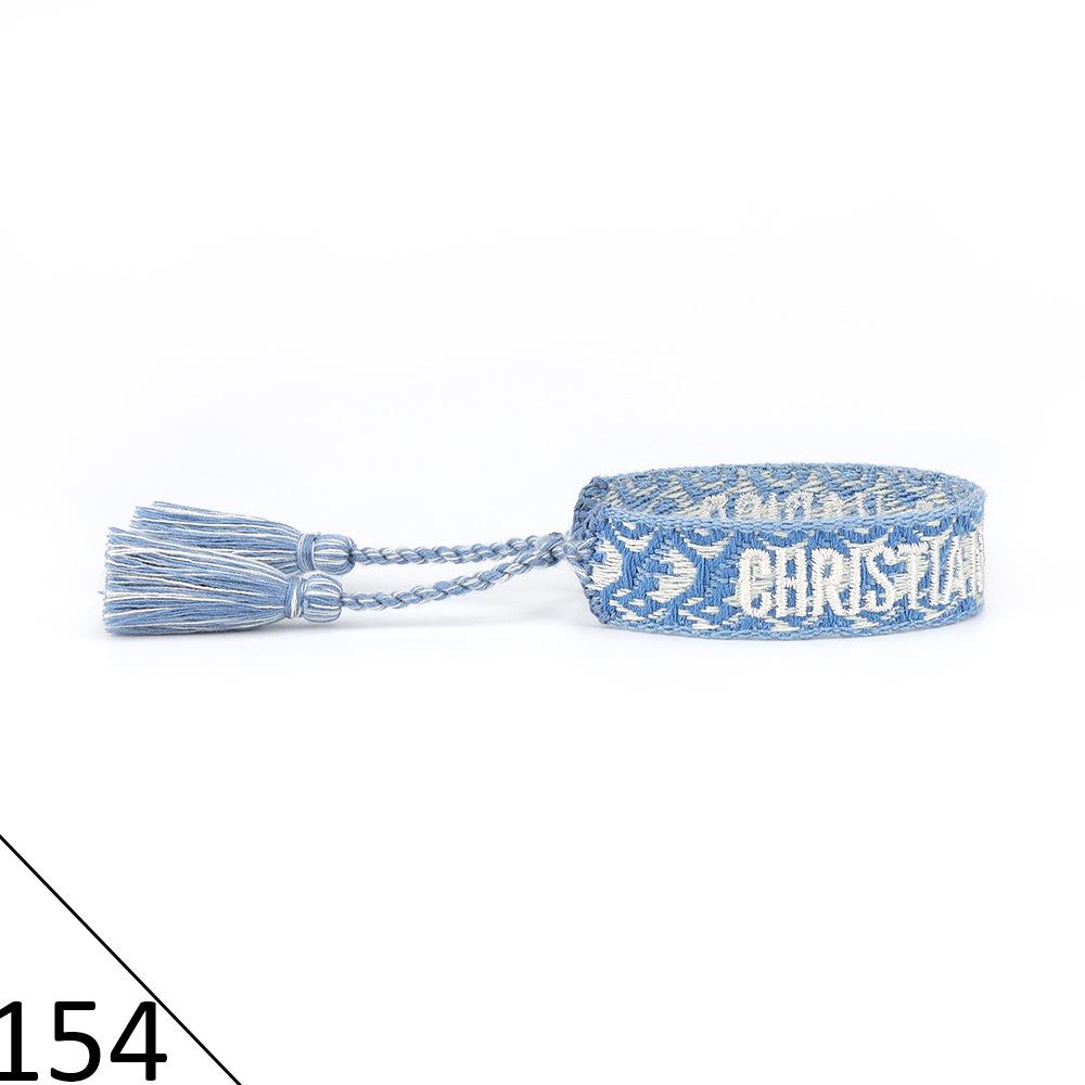 

Браслет дружбы ручной работы с вышивкой и кисточками для женщин default