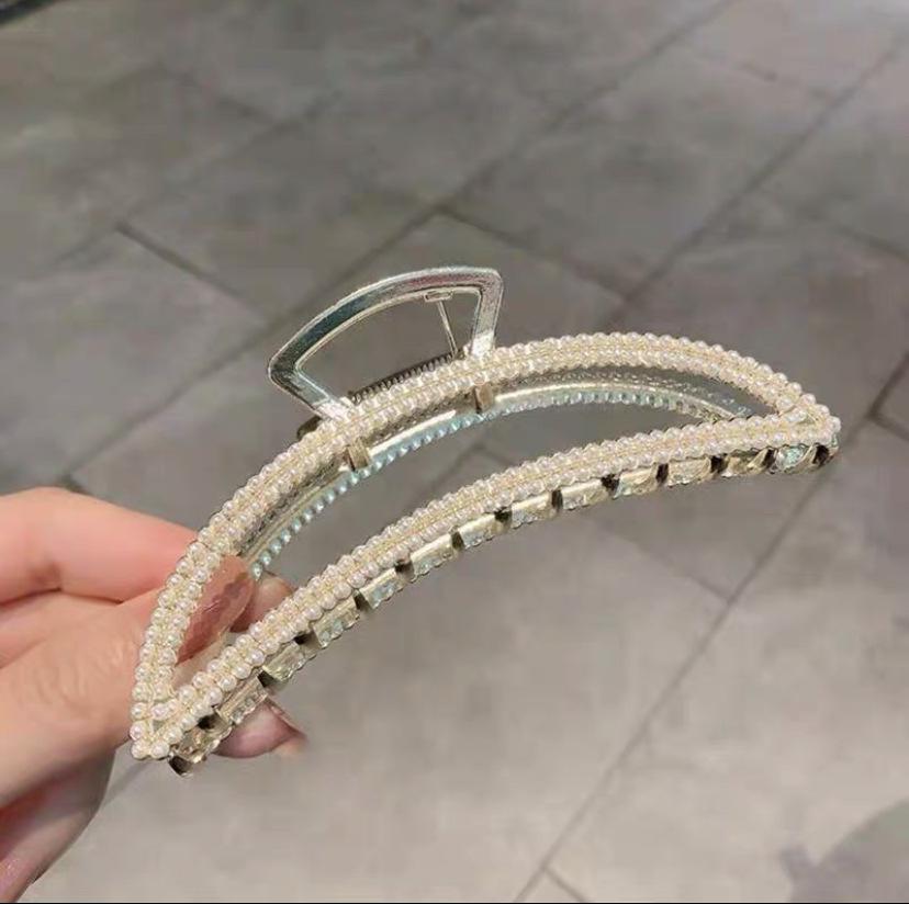 High-End Large Metal Claw Hair Clip for Women - Elegant Updo Accessory