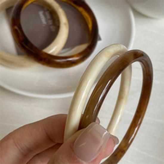 Korean Dongdaemun Minimalist Chic Marble Pattern Vintage Acrylic Bracelet for Women
