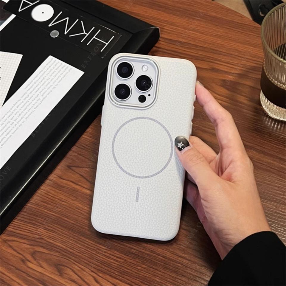 Leather Magnetic Phone Case For iPhone 15 14 13 12 11 16 Pro Max Plus SE XR X XS MAX For Magsafe Wireless Charge Protector Cover
