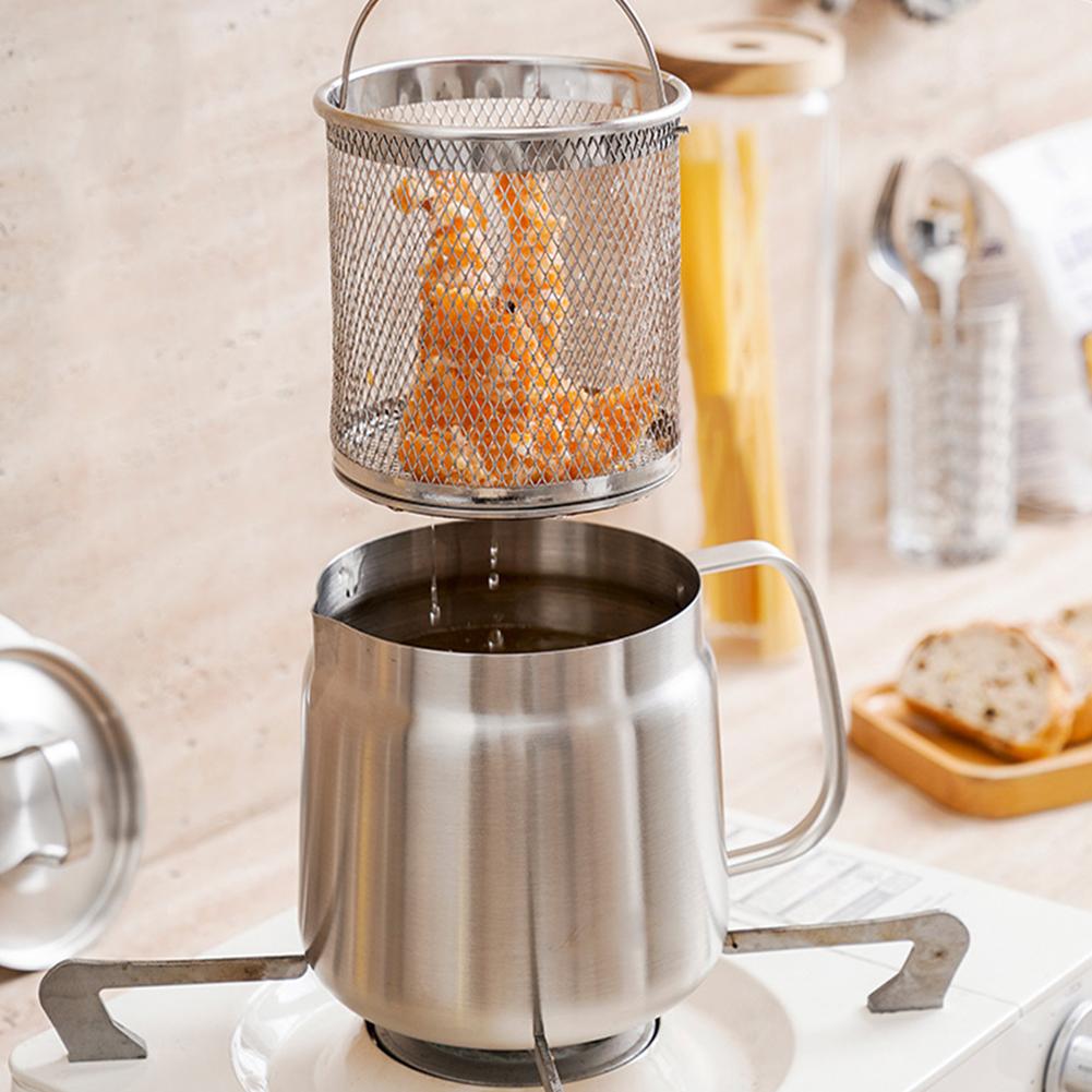 1.5/2L Kitchen Fryer with Filter Leak-proof Stainless Steel Versatile Oil Filter Vessel Fry Kitchen Pot for Cooking French Fries