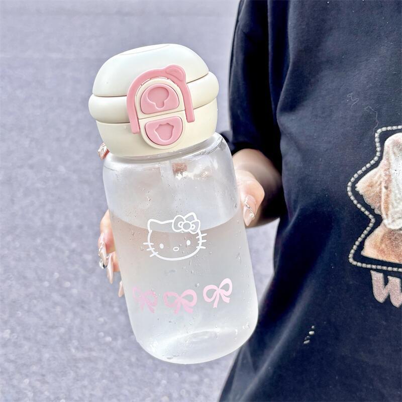 500ml Hello Kitty Brčko Kelímek Roztomilý Přenosný Plastový Kelímek Jednoduchý Studentský Dvojitý Kelímek na Pití Sportovní Nepropustný Kelímek na Vodu Dárek pro Dívky