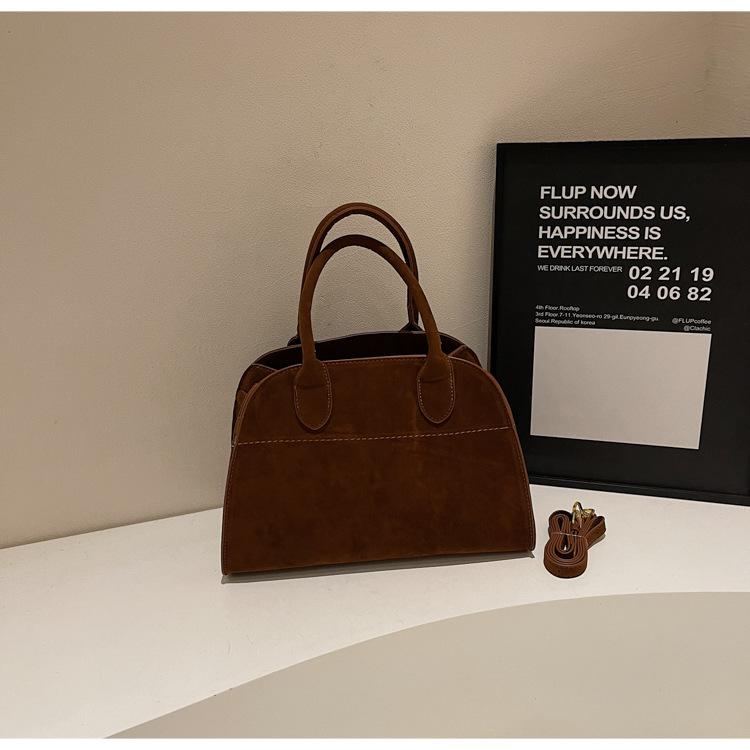 

Ретро женская сумка большой вместимости 2025 новая осенне-зимняя модная универсальная сумка-мессенджер сумка на плечо для通勤