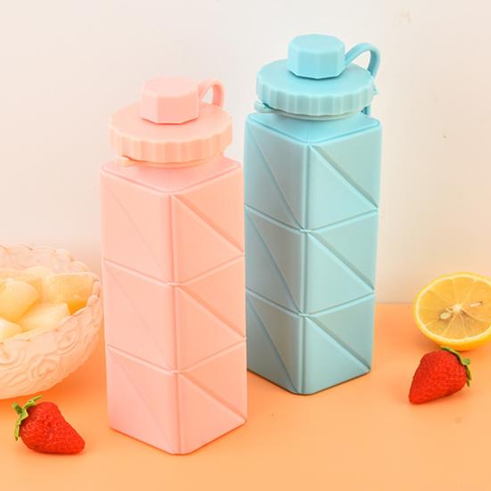 Silicone Foldable Water Bottle 610ml Leakproof Collapsible Water Bottle for Travel Camping Hiking Sports Outdoor BPA Free Portable Reusable Water Cup