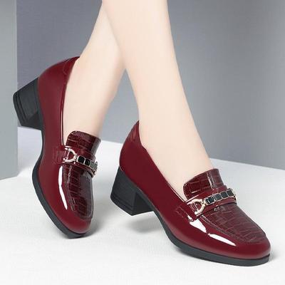 Mom's Zodiac Soft Leather Wedding Shoes – Red, Comfortable Sole, Perfect for Spring and Autumn