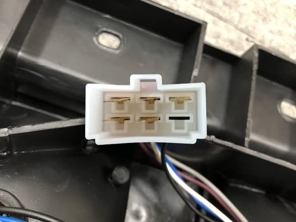 Compatible Side Tail Light for Isuzu Elf TRISTAR'S Right-Hand Driver's (12V)