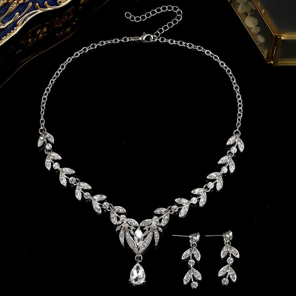 Vintage Crystal Floral Teardrop Bridal Necklace & Earring Set - Elegant Evening Jewelry