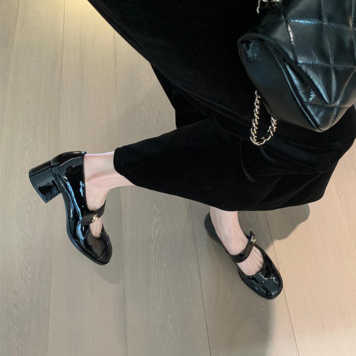 

Soft leather version~ Small gold buckle soft sole casual Mary Jane single shoes women s one-word buckle loafer small leather shoes flat shoes lady 40