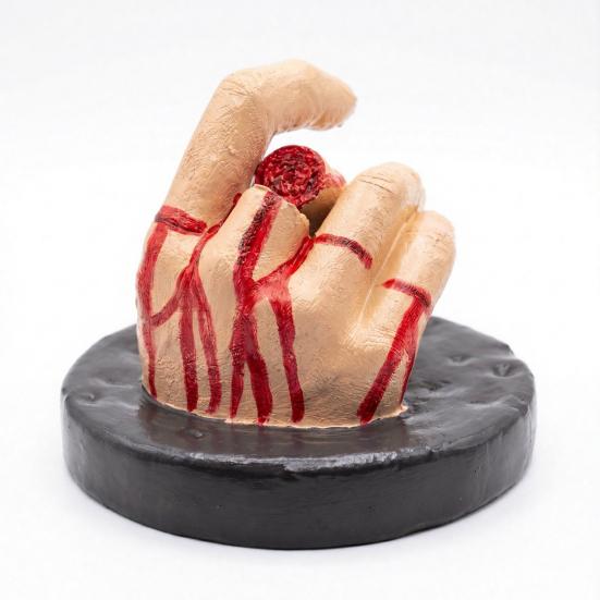 Severed Hand Halloween Decoration Multi-Faceted Scary Fake Blood Hand