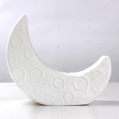 Moon Universe Starry Sky Series Desktop Ornaments Creative Half-Crescent Sculpture Model Room Bedroom Living Room Accessories