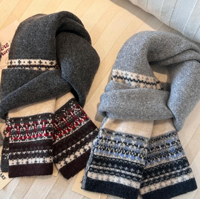 Fair Island wind jacquard knitted scarf women's winter new warm thickened student couple neck scarf tide