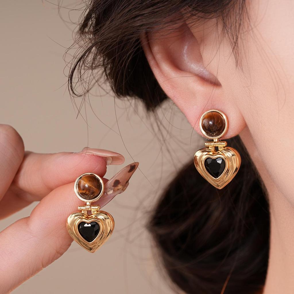 Melanoid Tiger Eye Heart Stud Earrings - Luxurious Fashion Jewelry Design