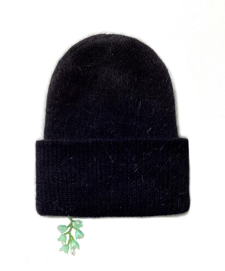 OTHER-worldly Drop Green Flower Bead Beanie [Angora Black]