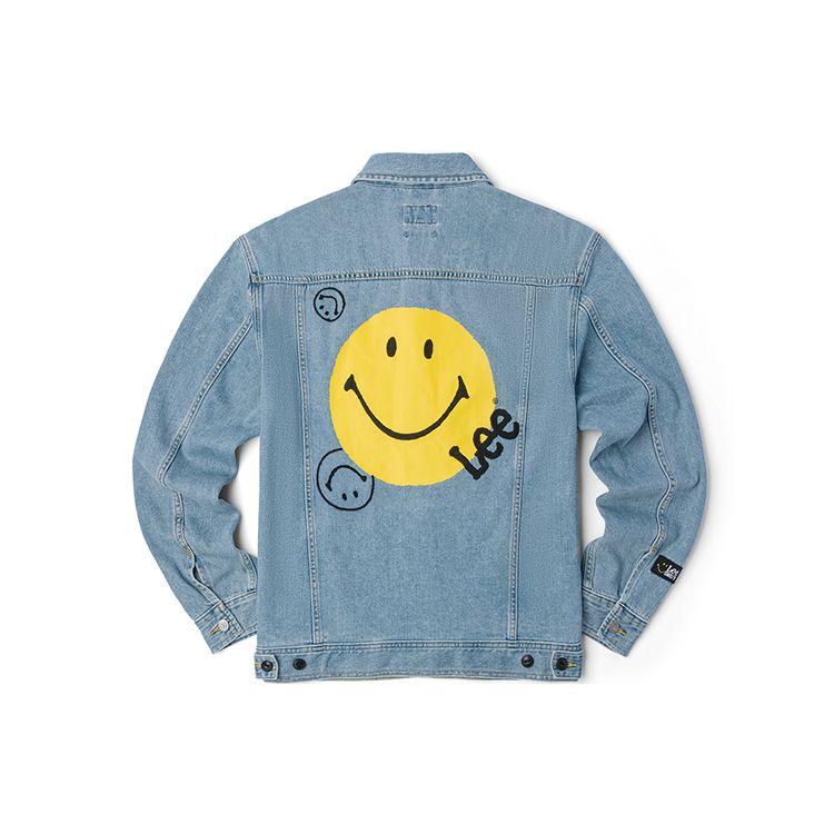 Lee X Smiley® Collaboration SS22 Back Smiley Logo Printed Denim Jacket Men Jackets Light-Blue LMT0015633HH00FA00500