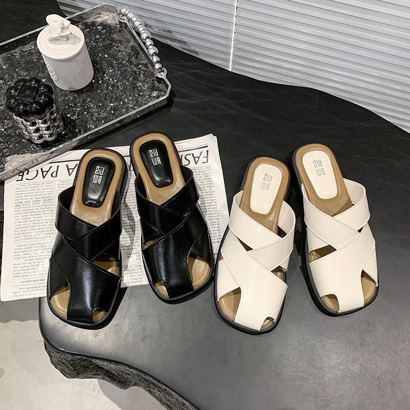 Prodyšné pantofle dámské letní nošení poloviční patka chladné pantofle líné měkké klopání dobré nošení kožený povrch duté protiskluzové černé