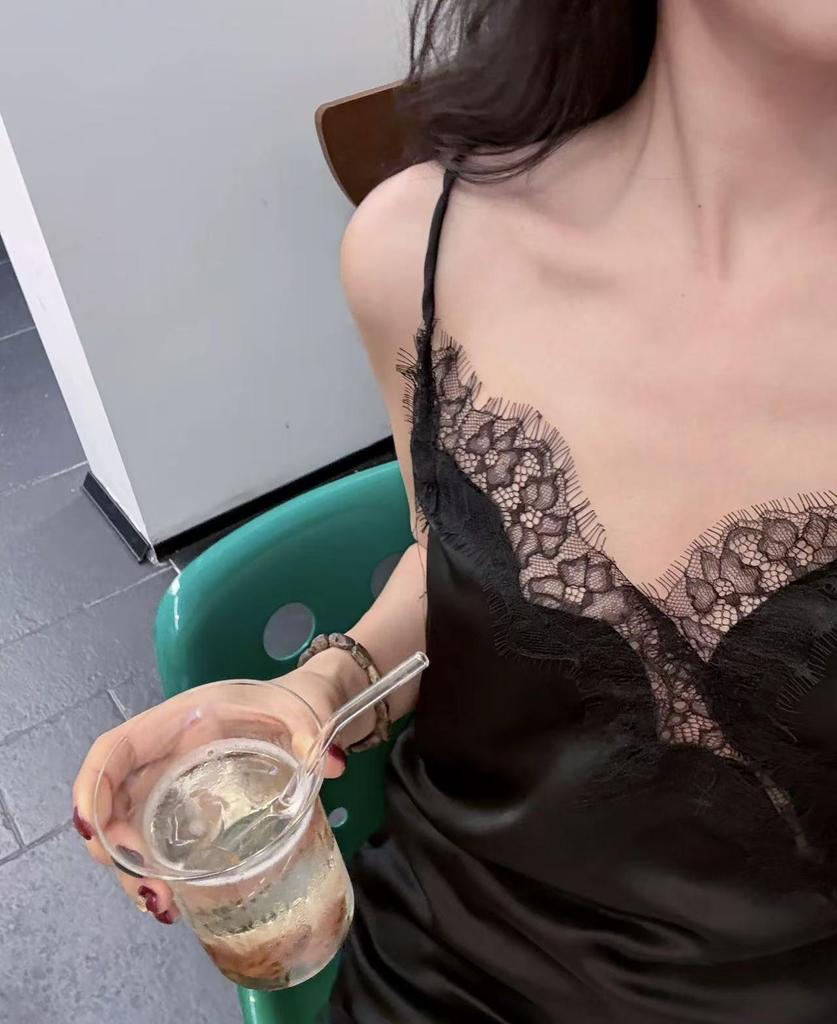 2026 Asymmetrical Lace Patchwork Camisole: Chic & Sexy Autumn/Winter Fashion