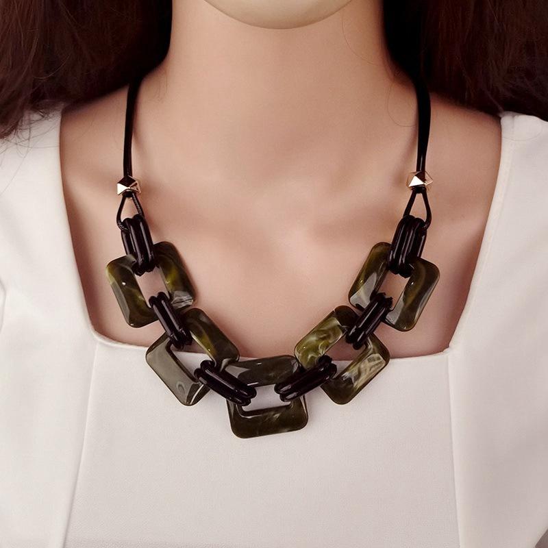 Women Fashion Exaggeration Acrylic Necklace Party Jewelry Girlfriend Gift Personality Sweater Chain