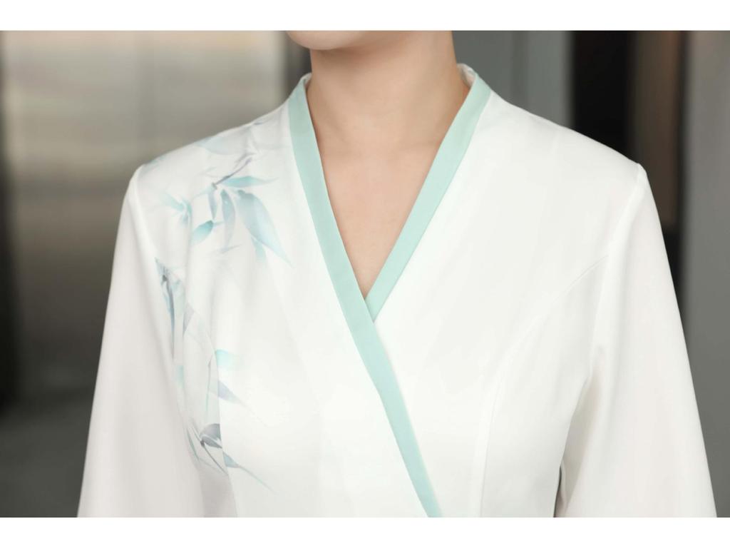 New Chinese Style Spring Workwear Set for Beauty Salon Technicians – Women’s Moisture-Wicking Outfit.