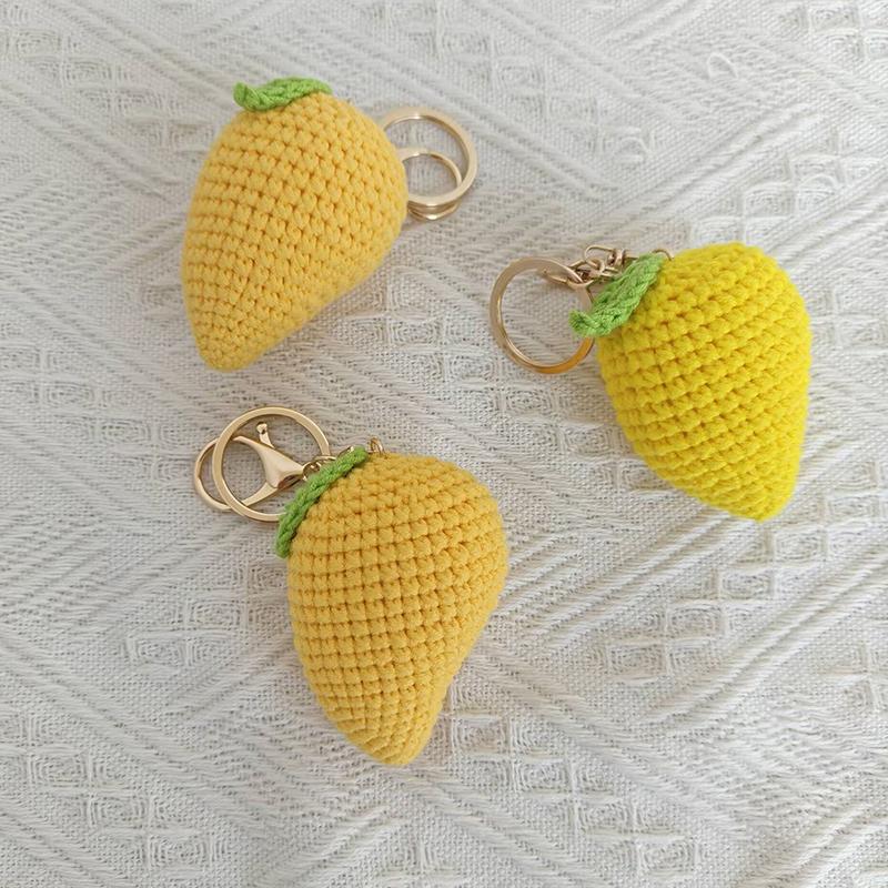 Creative Fruit Series Crochet Keychain Pendant Cute Mango Keyrings Hand Knit Keyrings Exquisite Backpack Decoration Gifts