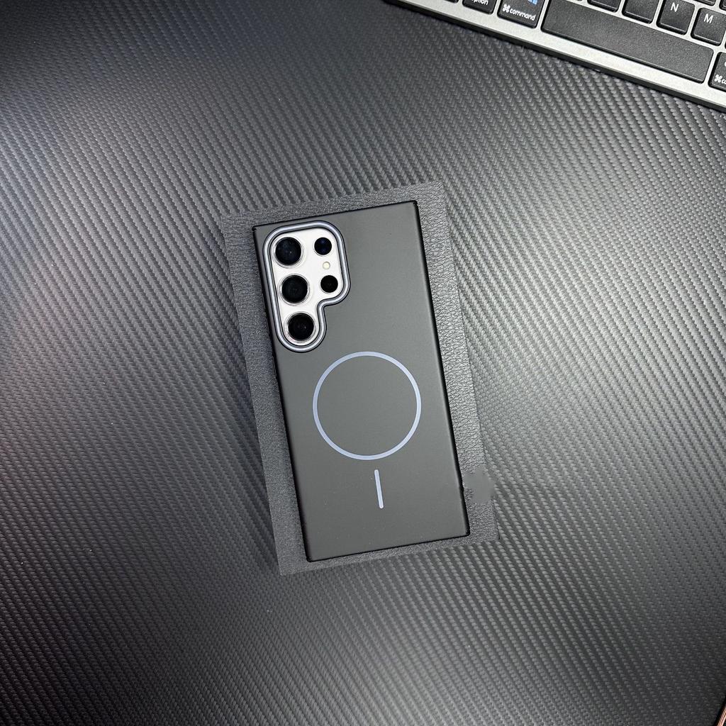 Geeignet für Samsung Galaxy S25ultra Feiner Magnetischer Saugring Handyhülle Matte Hautgefühl Schlicht Sturzsicher S24 Ultradünn