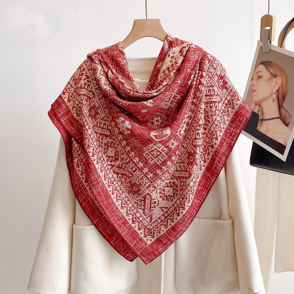 2025 autumn and winter new fashion versatile 135cm silk wool square scarf high-end neck care skin-friendly silk wool silk scarf