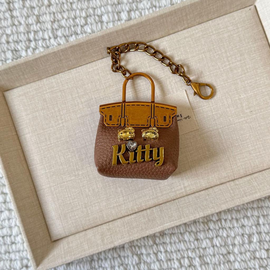 Handmade Leather Small Bag Pendant, High-End Women'S Bag Boutique Pu Pendant, Keychain, Bag Decorative Pendant.