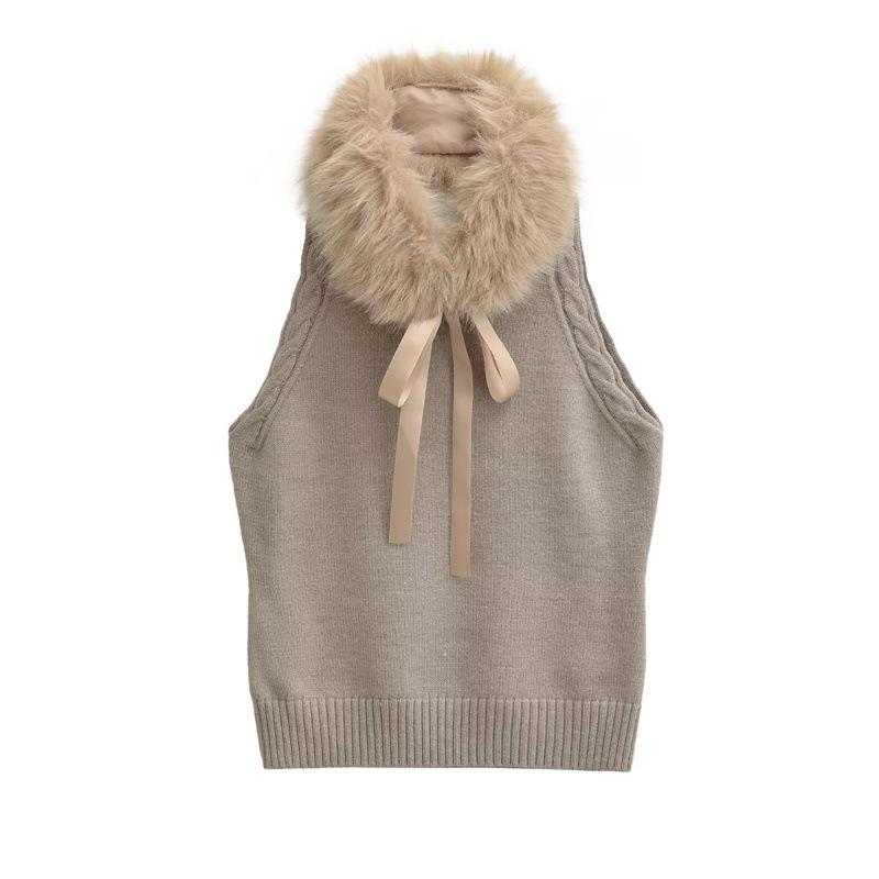 

Women s Retro Knit Vest with Detachable Fur Collar and Waist-Cinching Halter Design Medium латте