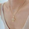 Retro Punk Cross Personality Pendant Necklace: Women's Niche Light Luxury Clavicle Chain Design.