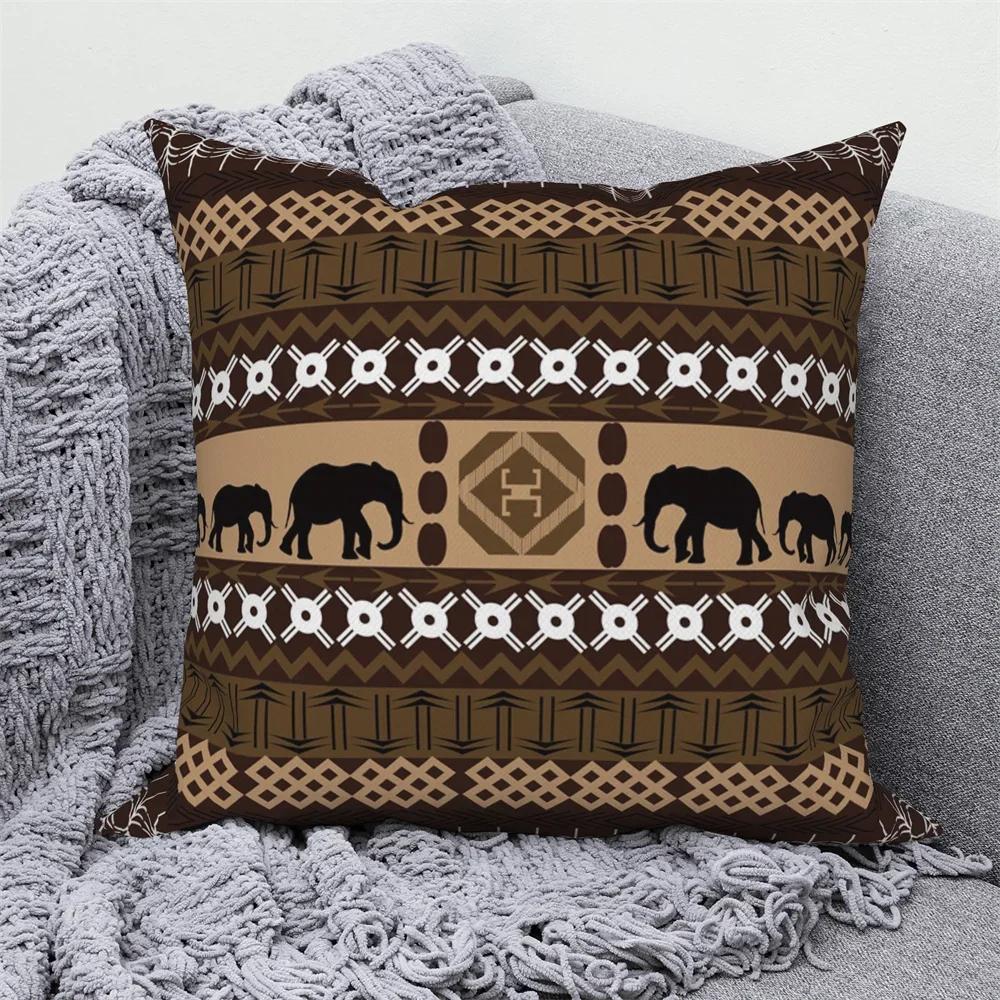 Vintage Pillowcase Medieval Ethnic Pattern  Polyester Decorative Cushion Cover Home Sofa Decoration