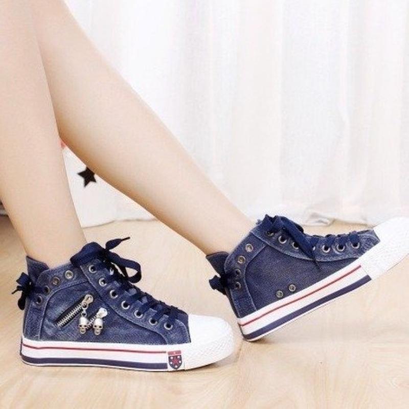 Scarpe alte in tela di jeans versione coreana da donna scarpe casual primavera e autunno nuove retrò taglie grandi scarpe da skate cerniera