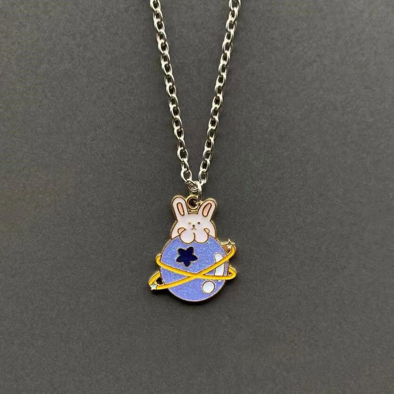 

RUI RUI YU, милое ожерелье с планетой для женщин, подвеска в виде кавайного кролика для девочек, красочная Земля, Сатурн, ракета, детское ожерелье для космических путешествий, подарок