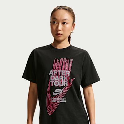 Nike Running T Shirts Women s Black Moderate L