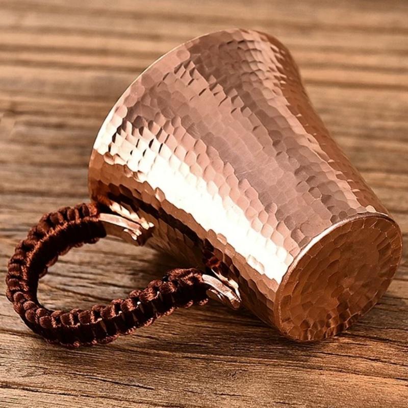 Vintage Hrnček z čisté mědi, Ručně vyráběný, Kladívkovaná textura, Pletené ucho, Snídaňový, Mule, Na mléko, Na pivo, Na kávu, 170ml šálek, Čajová sklenice, Stolní nádobí