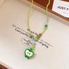 Retro Round Resin Necklace: Versatile, Fashionable High-End Clavicle Chain for Women